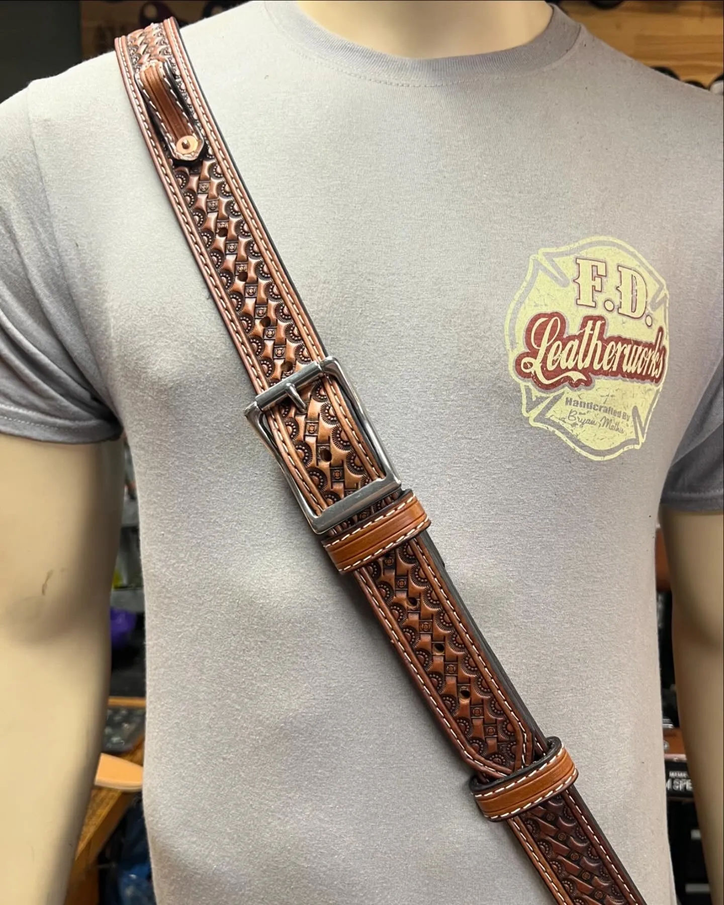 Custom Tooled Premium Radio Strap Set