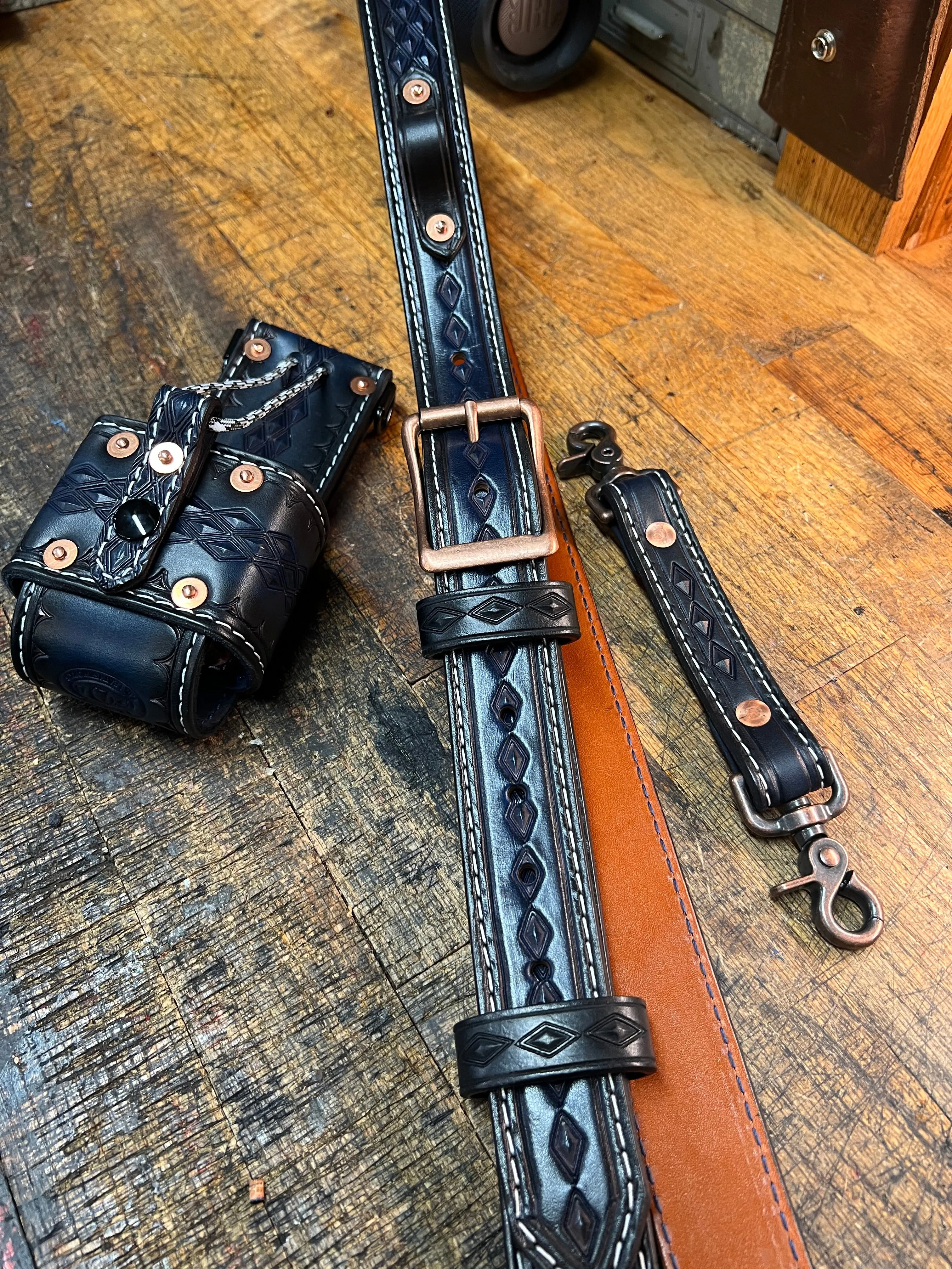 Custom Tooled Premium Radio Strap Set