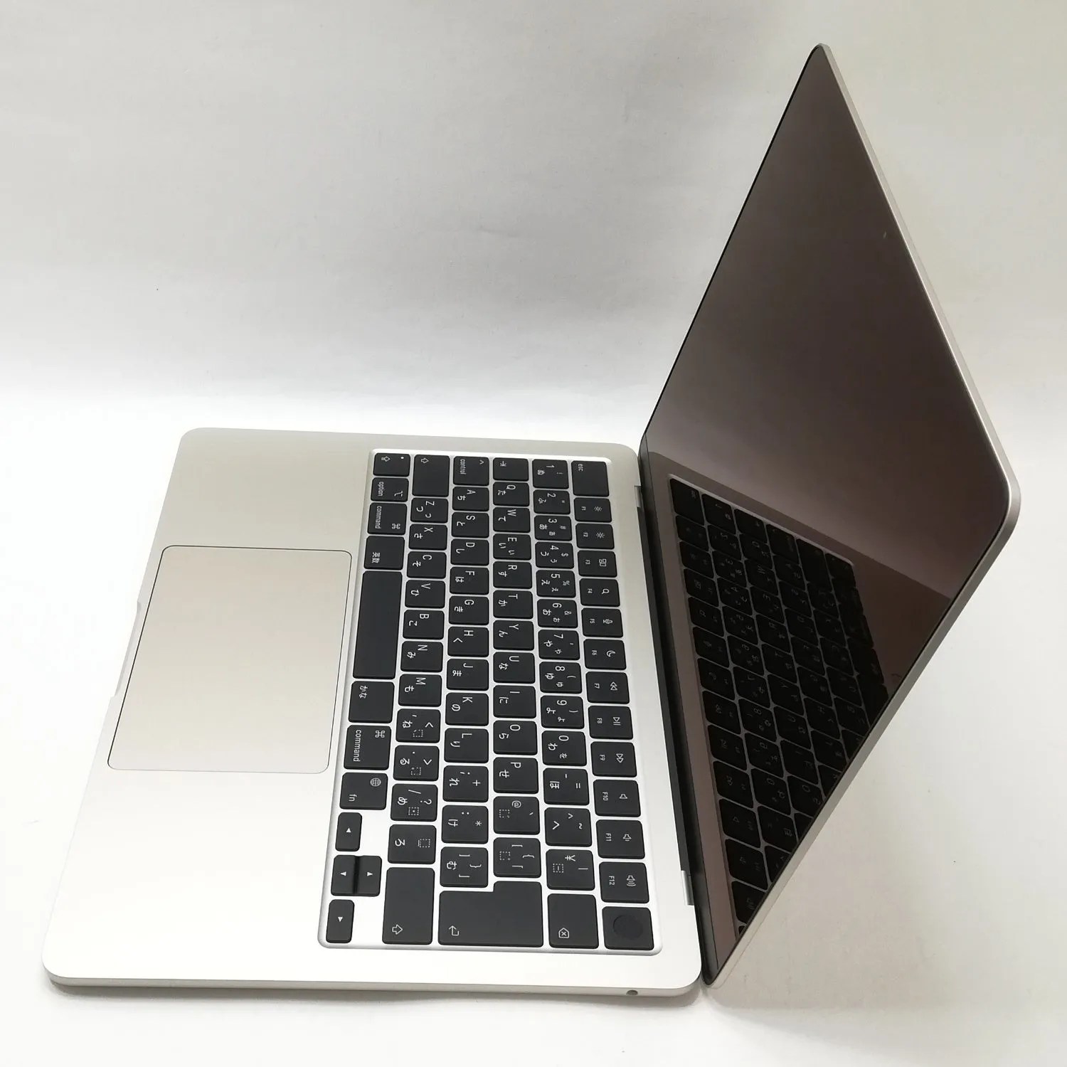 MacBook Air M3 / 13インチ / 2024 / 8GB / 512GB / スターライト / ランク:A / MRXU3J/A / 【中古品管理番号:34580】