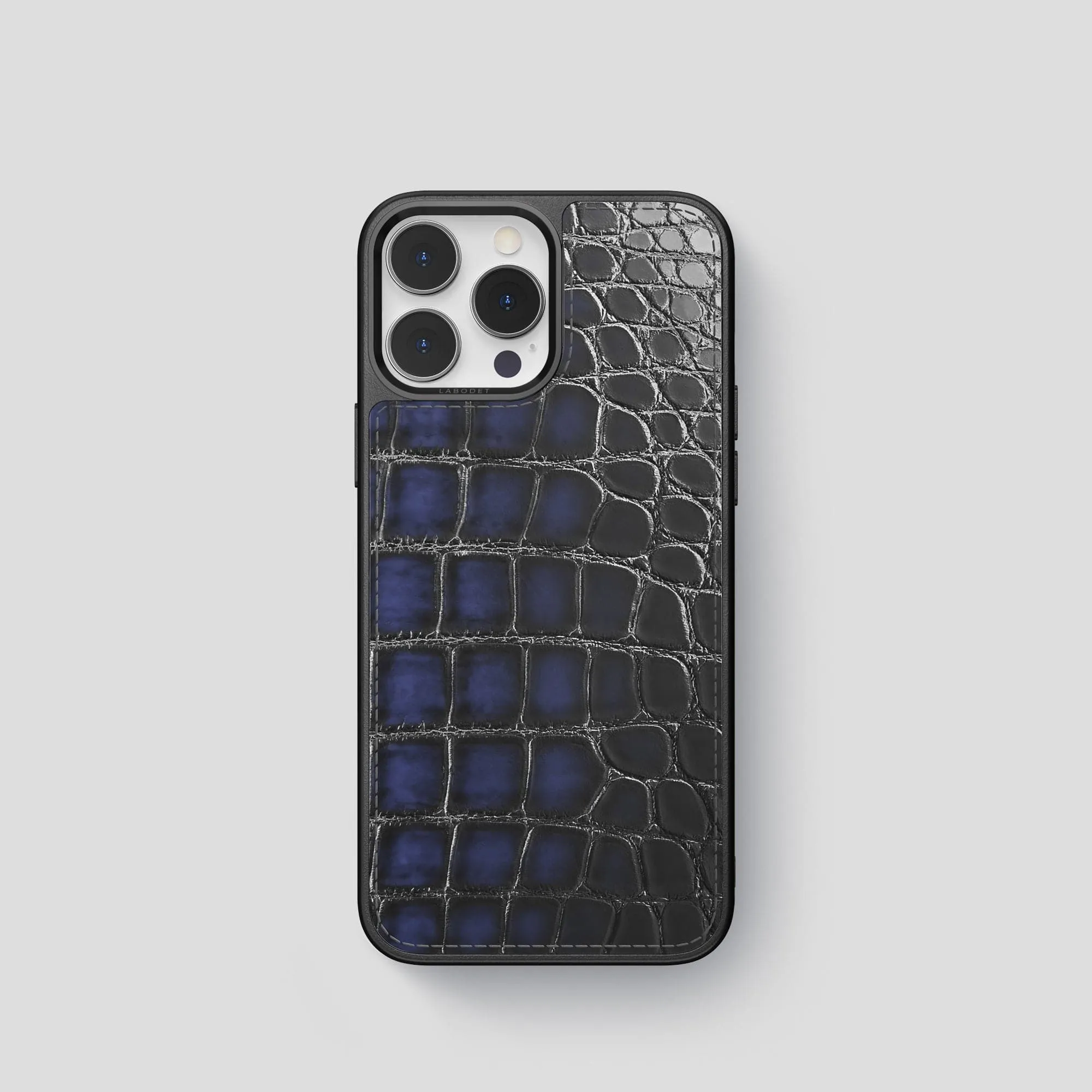 Sport Case For iPhone 15 Pro In Patina Alligator