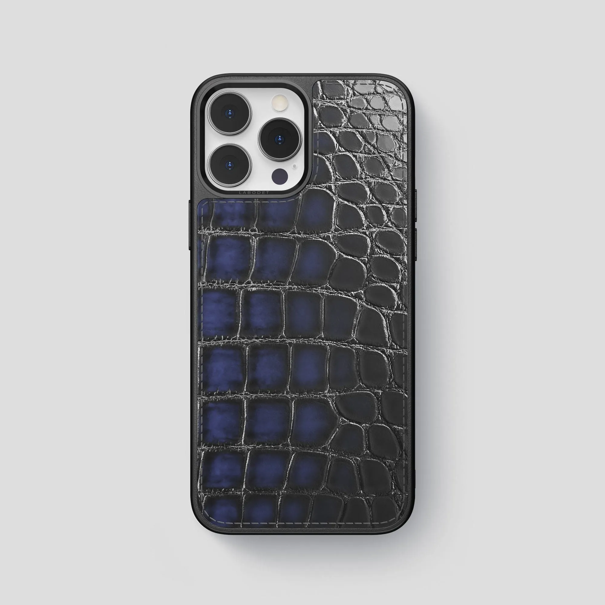 Sport Case For iPhone 15 Pro Max In Patina Alligator